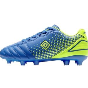 Soccer cleats